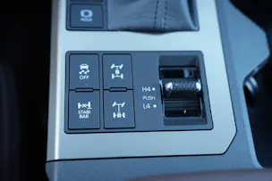 Toyota Land Cruiser 2.8 D 48V Invincible