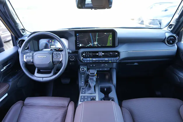 Toyota Land Cruiser 2.8 D 48V Invincible