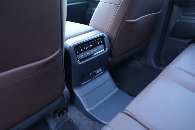 Toyota Land Cruiser 2.8 D 48V Invincible