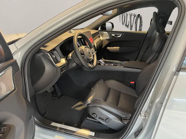 VOLVO XC60 2.0 T8 TE Black Edition eAWD