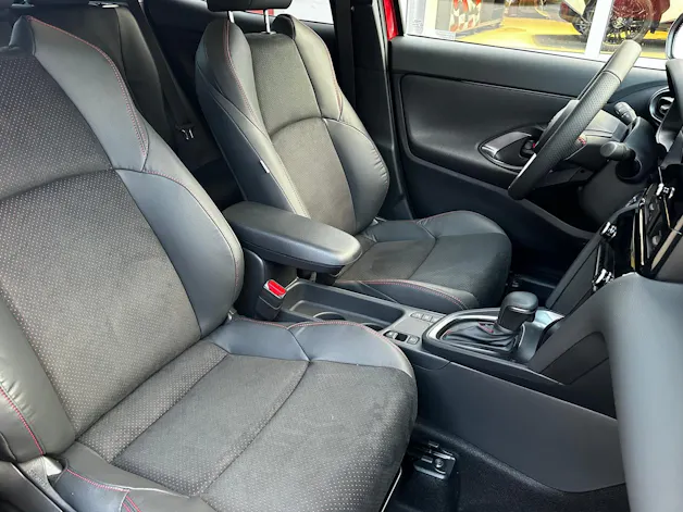 Toyota Yaris Cross 1.5 VVT-i HSD GR Sport