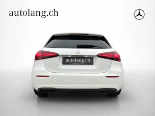 MERCEDES-BENZ A 200 Progressive