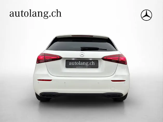 MERCEDES-BENZ A 200 Progressive