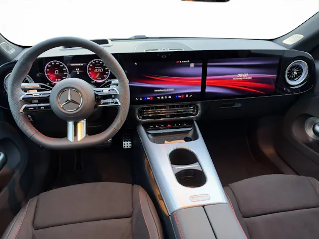 MERCEDES-BENZ CLA 200 AMG Line EQ