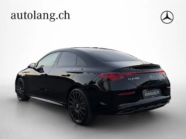 MERCEDES-BENZ CLA 200 AMG Line EQ
