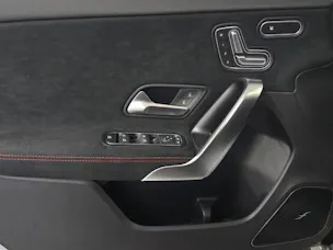 MERCEDES-BENZ A 35 AMG 4Matic