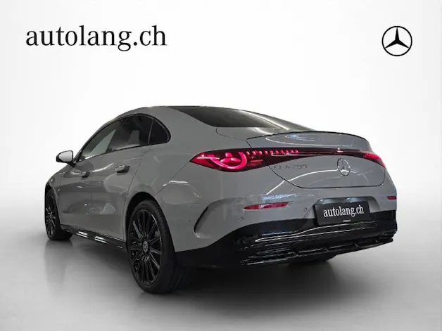 MERCEDES-BENZ CLA 200 AMG Line EQ