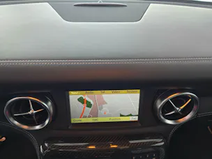 MERCEDES-BENZ SLS 63 AMG Speedshift FAB DESIGN