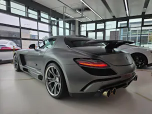 MERCEDES-BENZ SLS 63 AMG Speedshift FAB DESIGN
