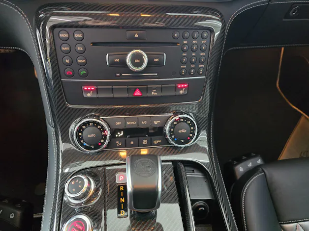 MERCEDES-BENZ SLS 63 AMG Speedshift FAB DESIGN