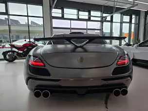 MERCEDES-BENZ SLS 63 AMG Speedshift FAB DESIGN