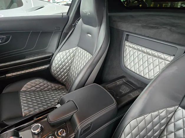 MERCEDES-BENZ SLS 63 AMG Speedshift FAB DESIGN