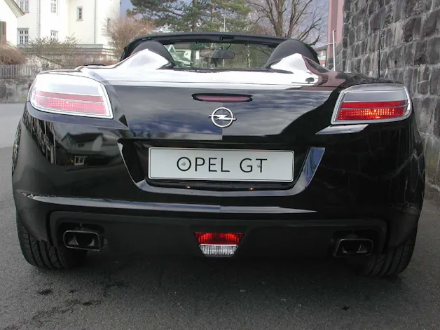 OPEL GT 2.0 16V Turbo