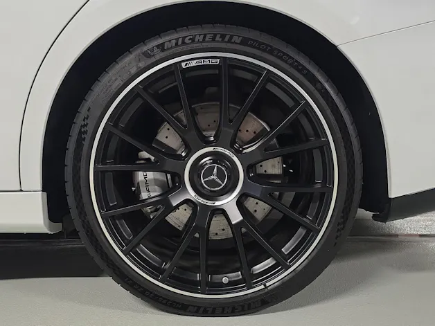 MERCEDES-BENZ E 53 AMG E 53 Hybrid T 4Matic+ 9G-Tronic
