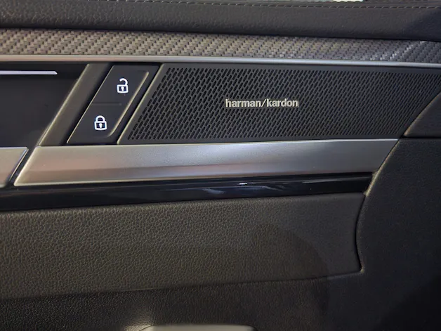 VW Arteon SB 2.0 TSI R-Line 4Motion DSG CH-Fahrzeug