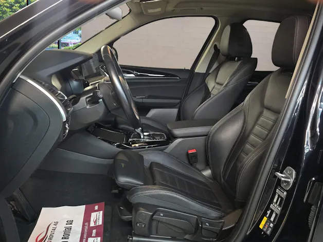 BMW X3 xDrive 30e CH-Fahrzeug