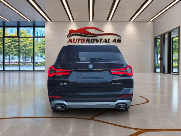 BMW X3 xDrive 30e CH-Fahrzeug