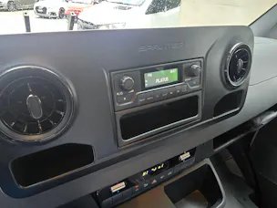MERCEDES-BENZ Sprinter 516 CDI Lang Teil Hebebühne