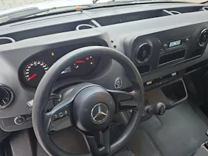 MERCEDES-BENZ Sprinter 516 CDI Lang Teil Hebebühne