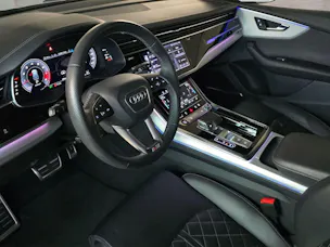 AUDI SQ8 SUV TFSI quattro tiptronic