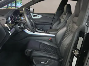 AUDI SQ8 SUV TFSI quattro tiptronic