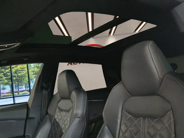 AUDI SQ8 SUV TFSI quattro tiptronic