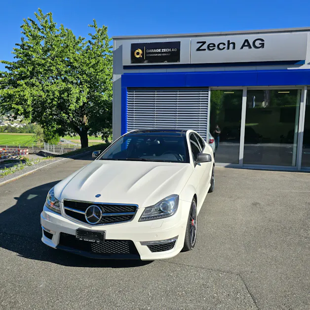 MERCEDES-BENZ C 63 V8 AMG Coupé