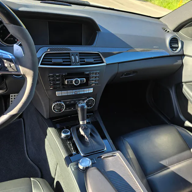 MERCEDES-BENZ C 63 V8 AMG Coupé