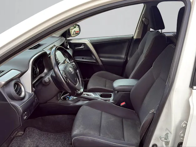 Toyota RAV-4 2.5 HSD Trend e-CVT