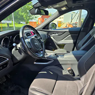Jaguar F-Pace 3.0 V6 S/C R-Sport AWD