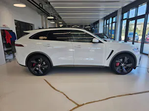 Jaguar F-Pace 5.0 V8 SVR P550 AWD