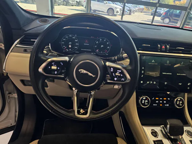 Jaguar F-Pace 5.0 V8 SVR P550 AWD