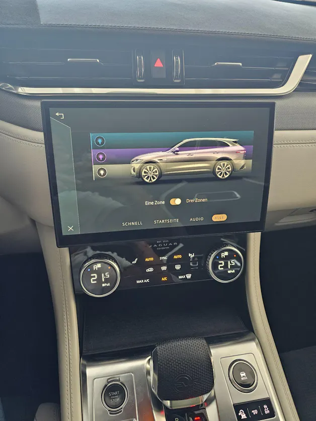 Jaguar F-Pace 5.0 V8 SVR P550 AWD