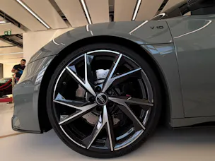 AUDI R8 Spyder S-Tronic