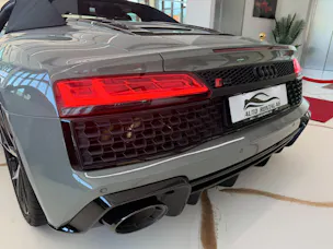 AUDI R8 Spyder S-Tronic