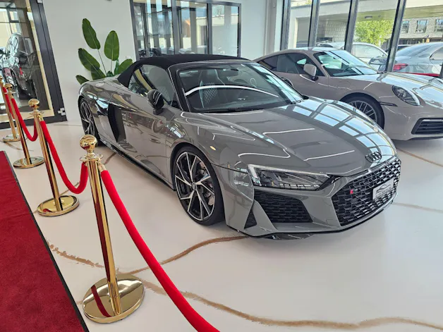 AUDI R8 Spyder S-Tronic