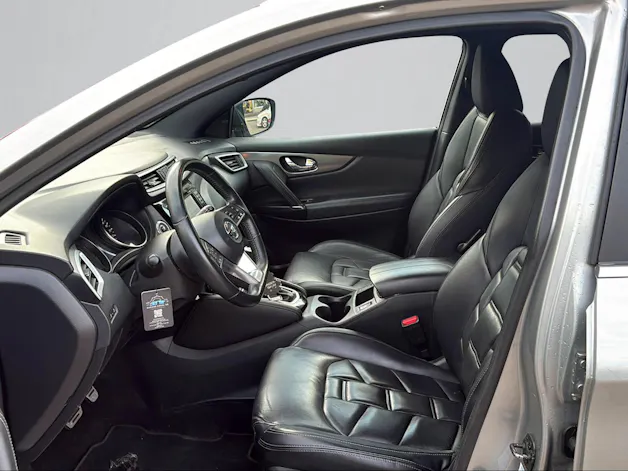 NISSAN Qashqai 1.2 DIG-T acenta Xtronic CVT
