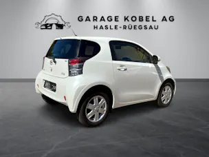 Toyota iQ 1.0 VVT-i