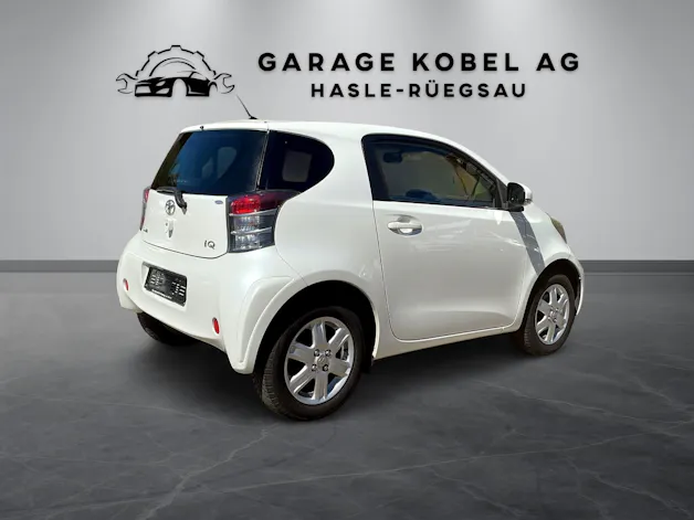 Toyota iQ 1.0 VVT-i