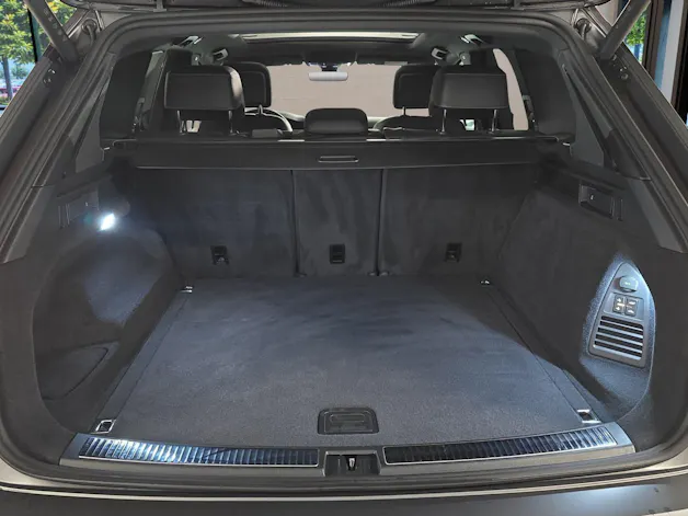 VW Touareg 3.0 TSI R-Line Tiptronic