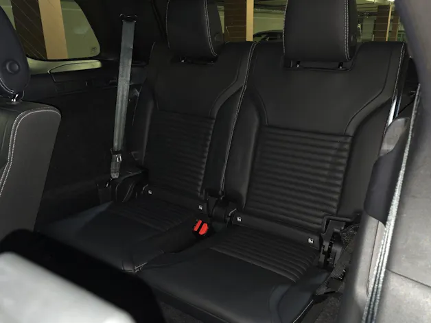 Land Rover Discovery 3.0D I6 350 Dynamic SE AWD Automatic