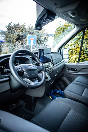 FORD E-Transit Van 350 L3H2 67kWh Trend