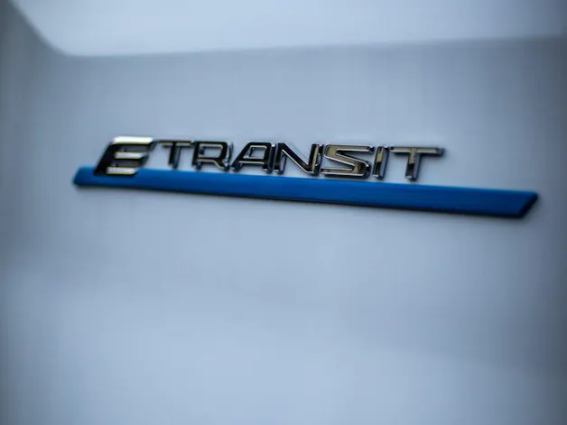FORD E-Transit Van 350 L3H2 67kWh Trend