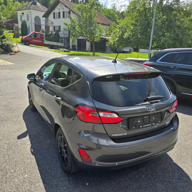 FORD Fiesta 1.0 EcoB Hybrid Titanium