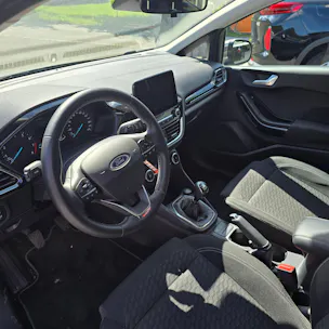 FORD Fiesta 1.0 EcoB Hybrid Titanium