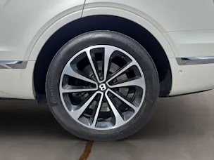 BENTLEY Bentayga W12