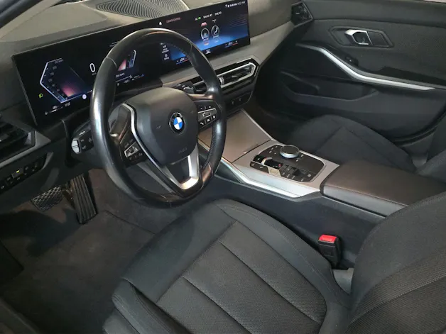 BMW 320 d xDrive 48V Touring Steptronic