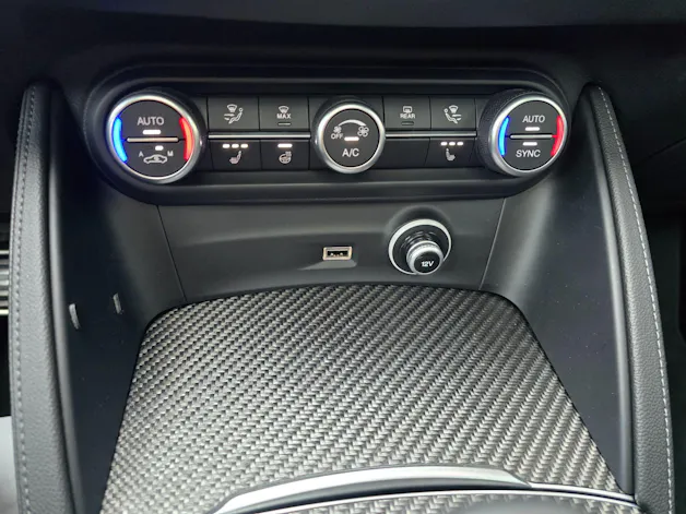 ALFA ROMEO Stelvio 2.9 V6 Quadrifoglio Q4 AT8