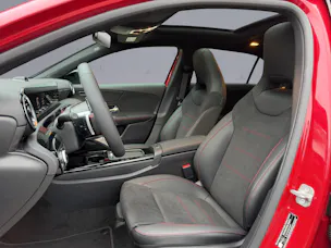 MERCEDES-BENZ A-Klasse W177 A 220 AMG Line 4m