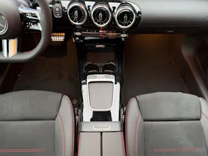 MERCEDES-BENZ A-Klasse W177 A 220 AMG Line 4m